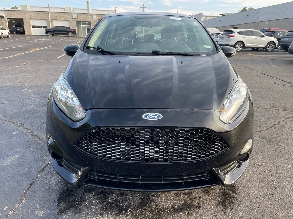 Used 2019 Ford Fiesta ST Line with VIN 3FADP4DJ0KM129921 for sale in Manchester, MO