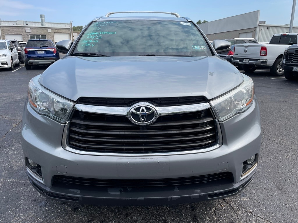 Used 2014 Toyota Highlander Limited with VIN 5TDDKRFH2ES069225 for sale in Manchester, MO