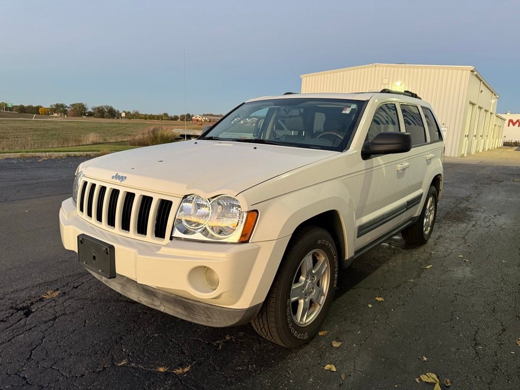 Used 2006 Jeep Grand Cherokee Laredo SUV