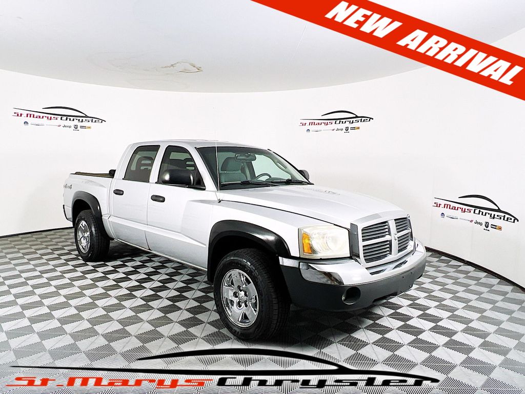 2005 Dodge Dakota SLT