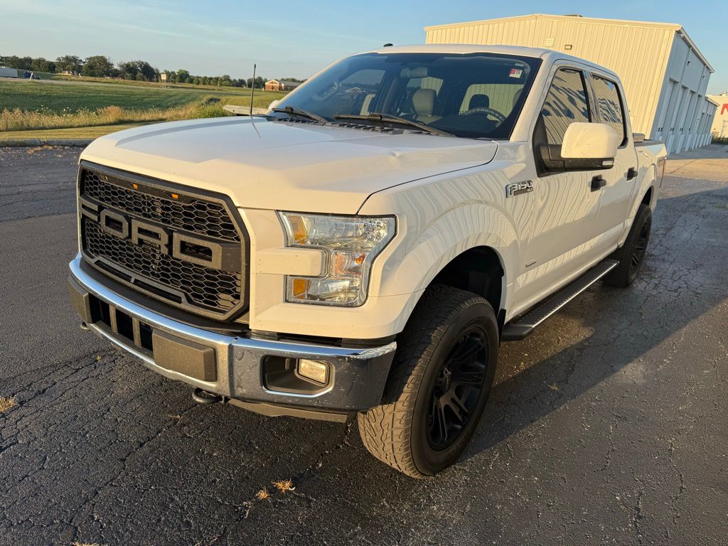2016 Ford F-150 XLT photo 3
