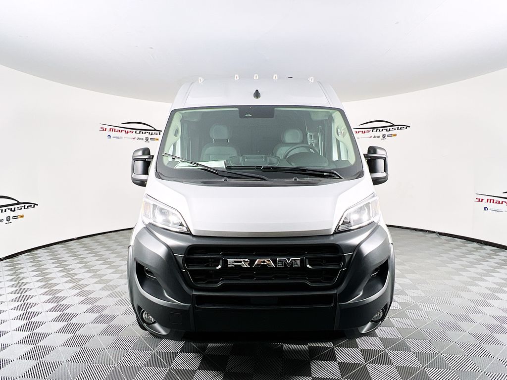 2024 Ram ProMaster 3500 Cargo Van photo 2