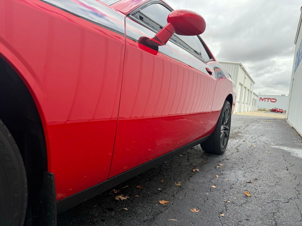 2023 Dodge Challenger GT photo 2