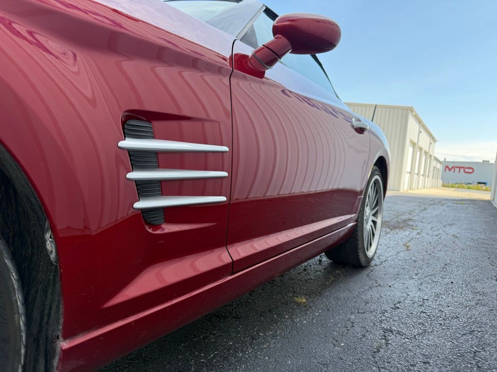 2005 Chrysler Crossfire Base photo 4