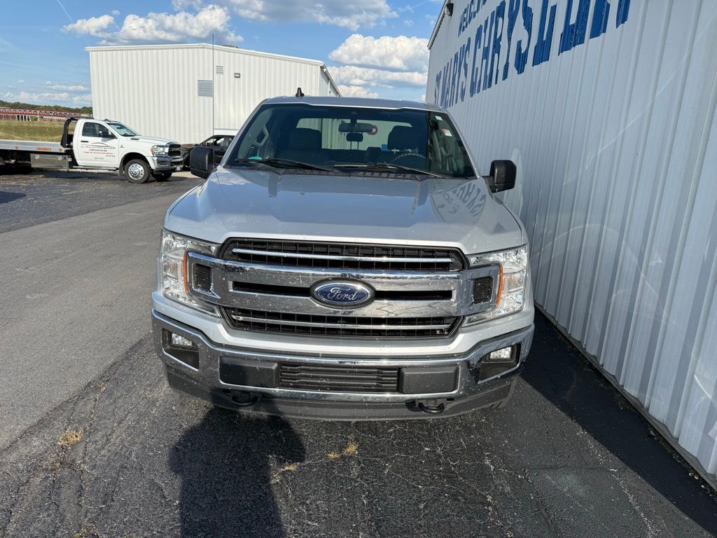 2019 Ford F-150 XLT photo 2
