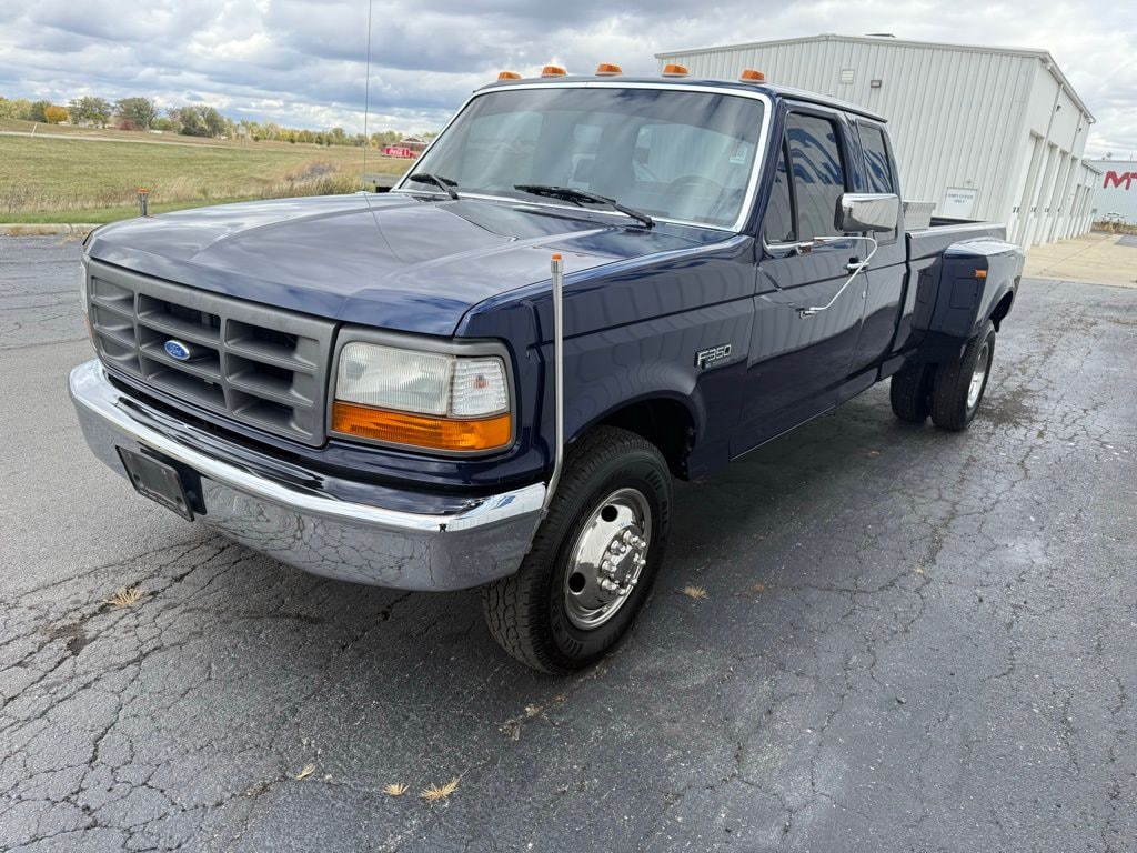 Used 1995 Ford F-350 XL Truck