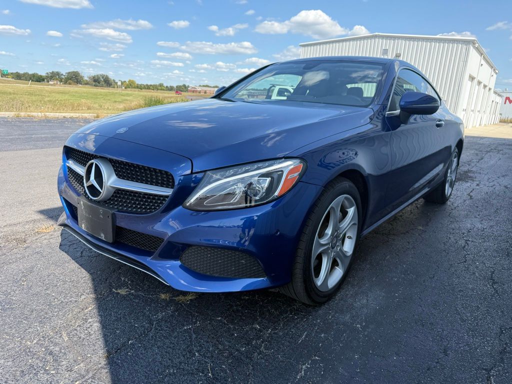 2017 Mercedes Benz C 300 4MATIC photo 3
