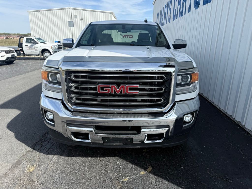 2016 Gmc Sierra SLT photo 2