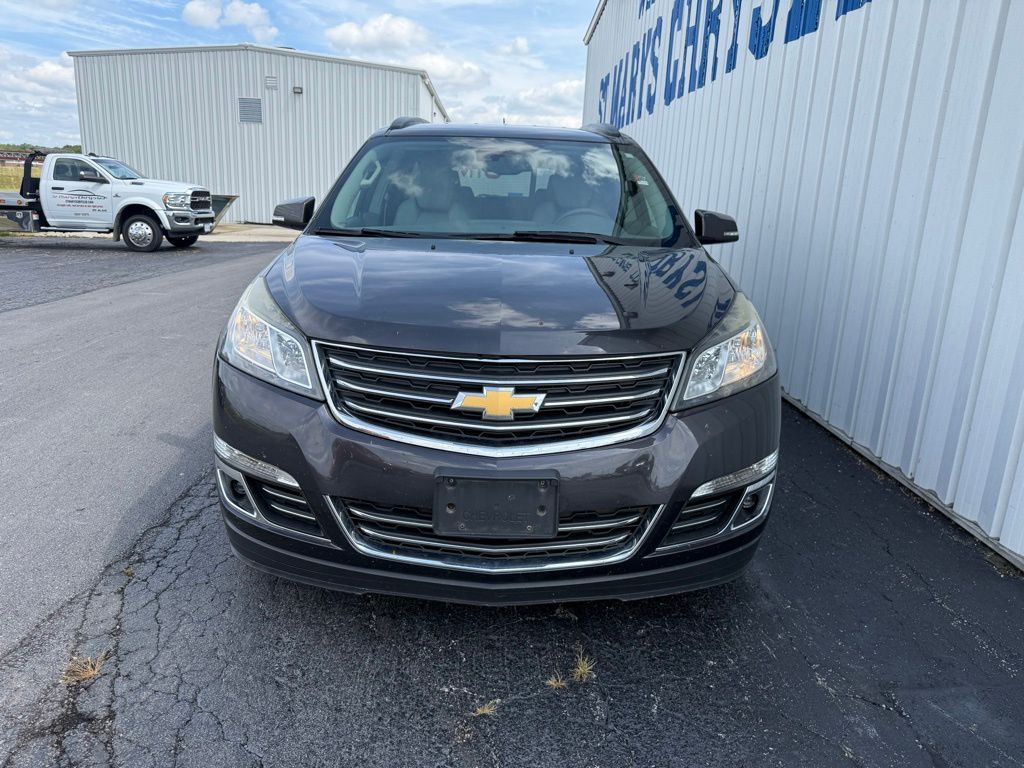 2016 Chevrolet Traverse LTZ photo 2
