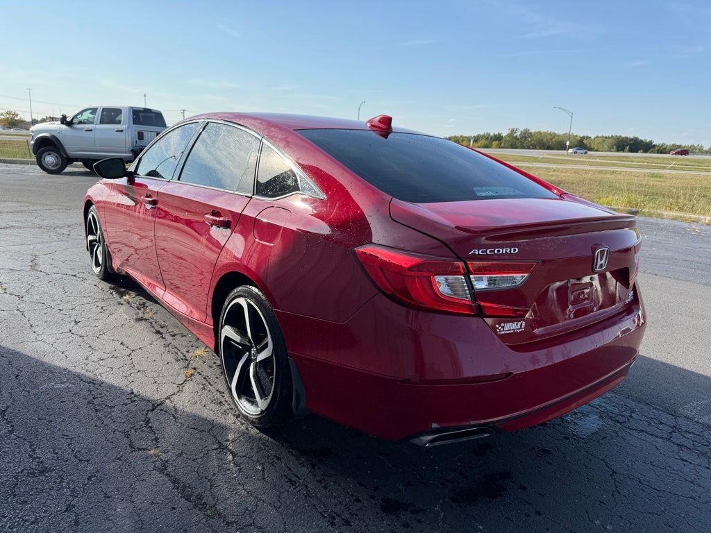 2019 Honda Accord Sport 2.0T photo 3