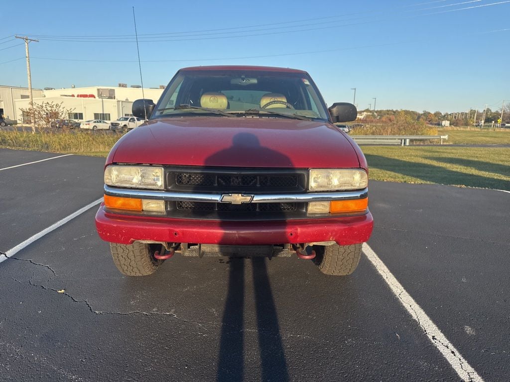 Used 1999 Chevrolet Blazer Base with VIN 1GNDT13W2X2203119 for sale in Dunkirk, IN