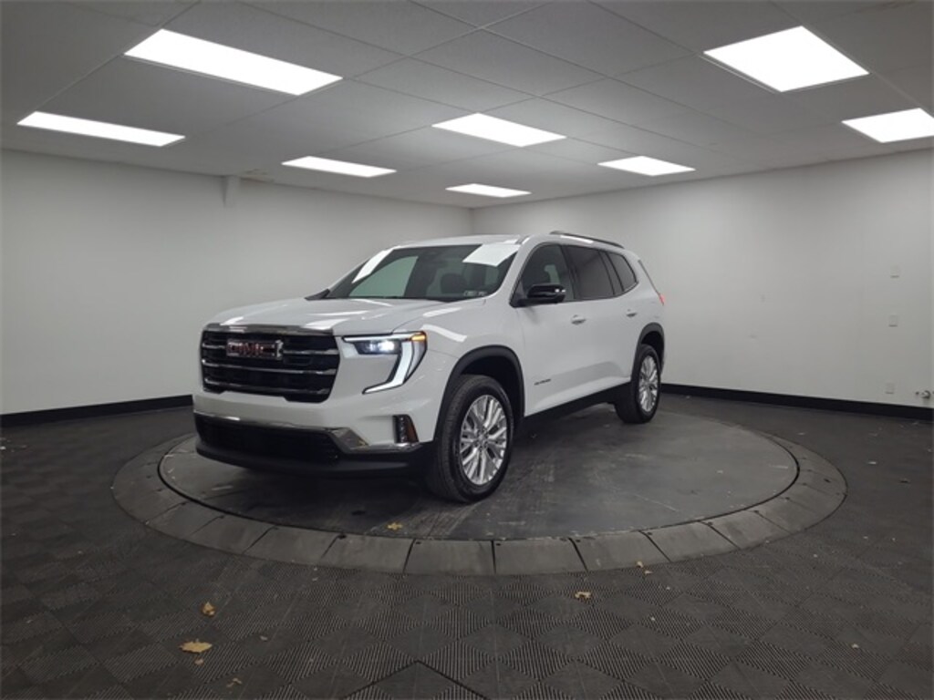Used 2024 GMC Acadia Elevation SUV