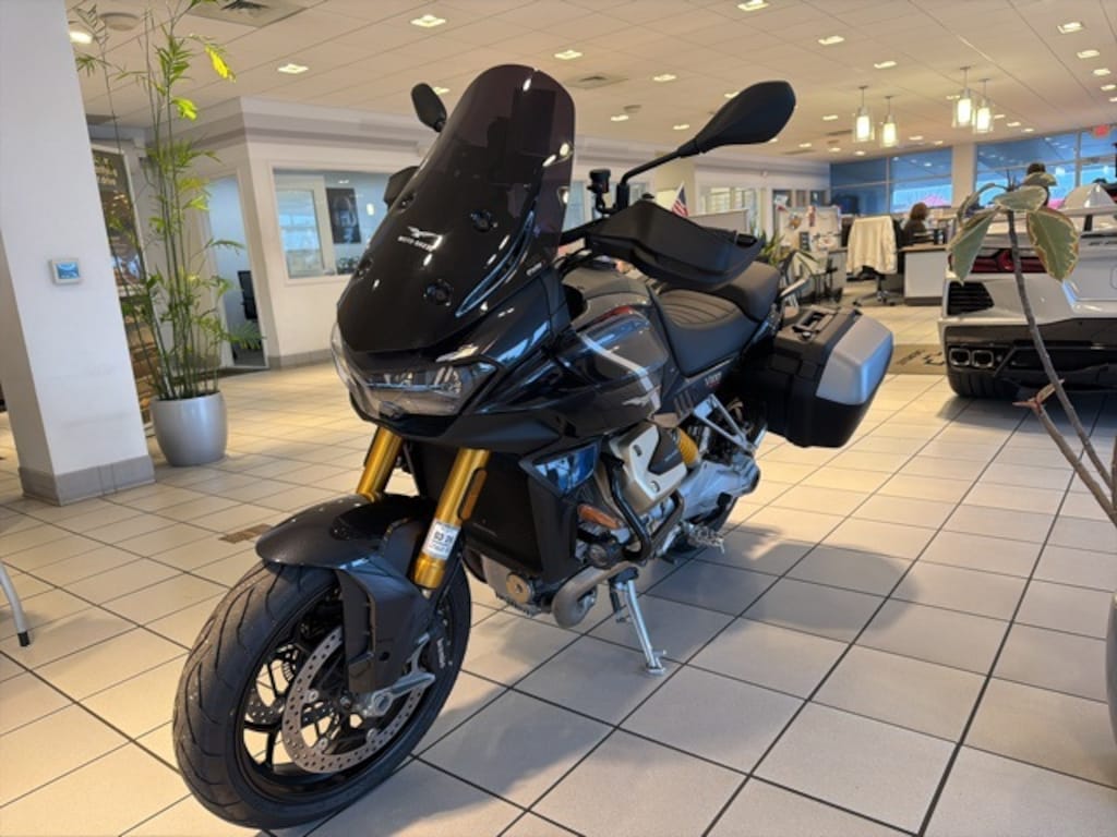 Used 2023 Moto Guzzi Mandello V110