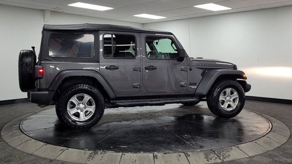 Used 2021 Jeep Wrangler Unlimited Sport SUV
