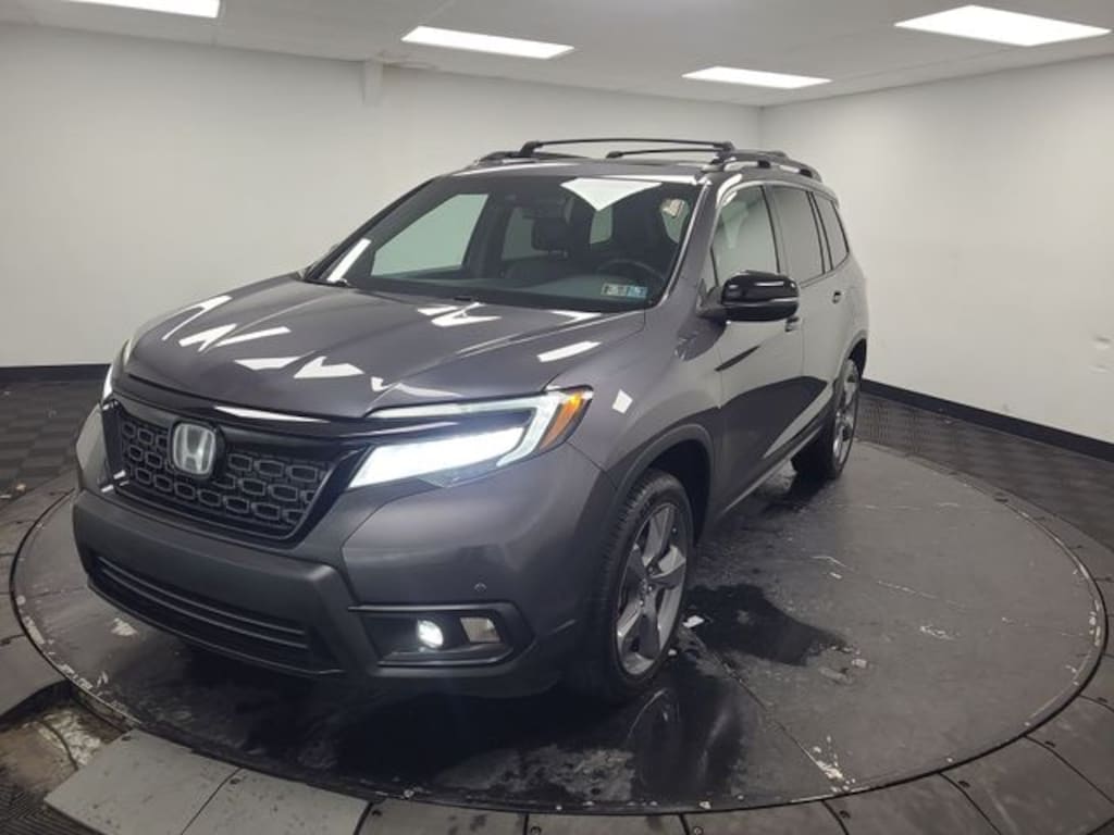 Used 2019 Honda Passport Touring AWD SUV