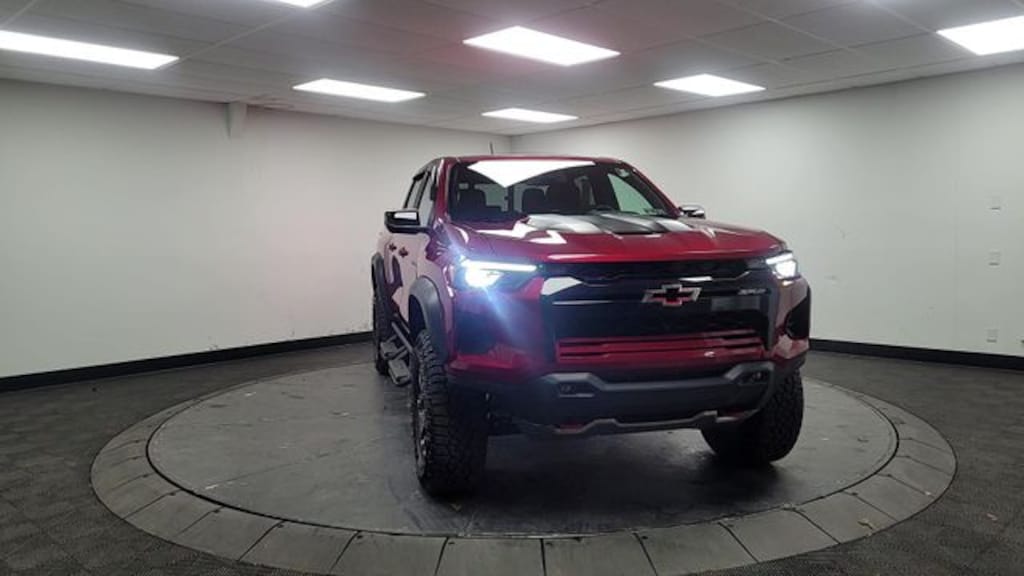 Used 2024 Chevrolet Colorado ZR2 Truck Crew Cab