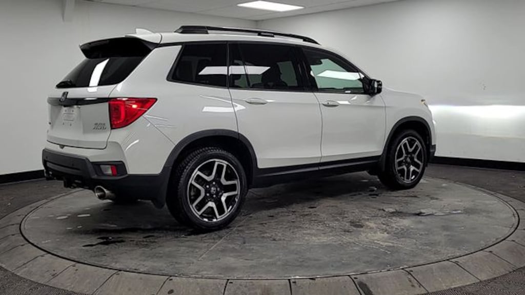 Used 2022 Honda Passport Elite AWD SUV