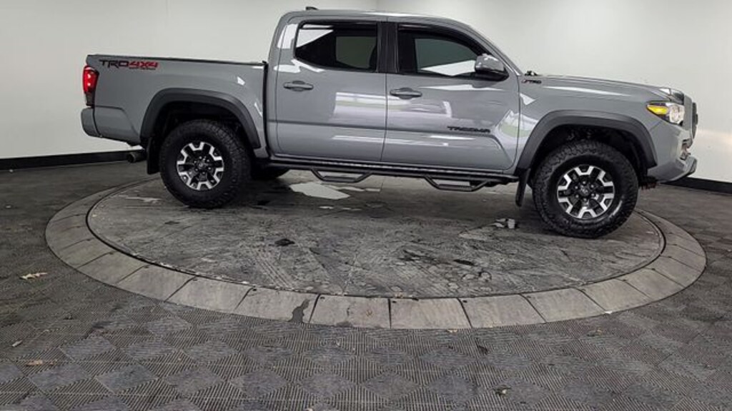 Used 2019 Toyota Tacoma Truck Double Cab