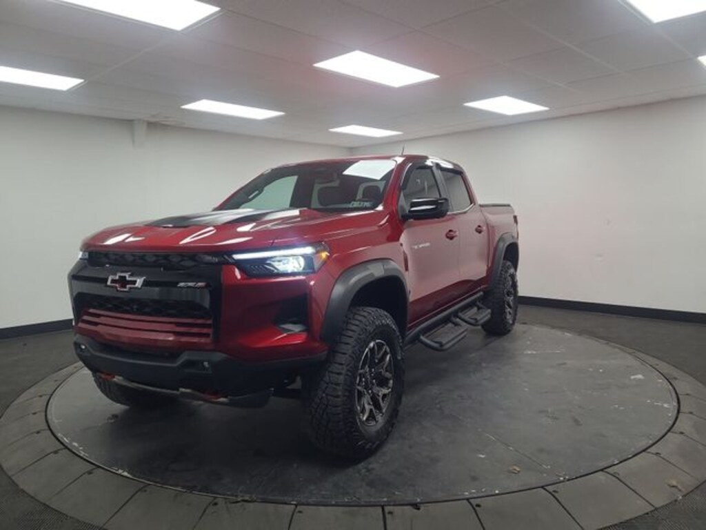 Used 2024 Chevrolet Colorado ZR2 Truck Crew Cab