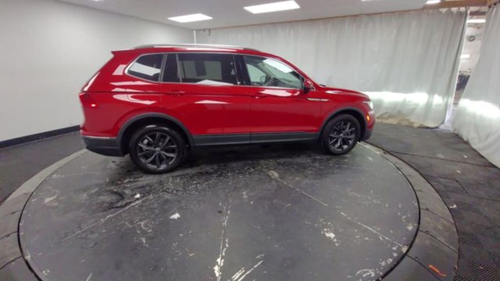 Used 2022 Volkswagen Tiguan 2.0T SE SUV
