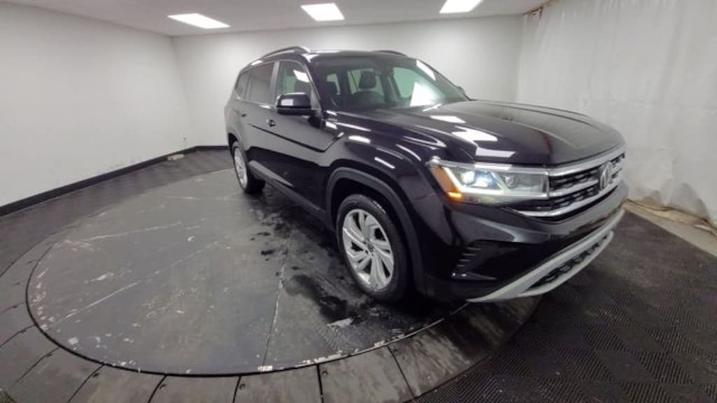 Used 2023 Volkswagen Atlas 3.6L V6 SE w/Technology SUV