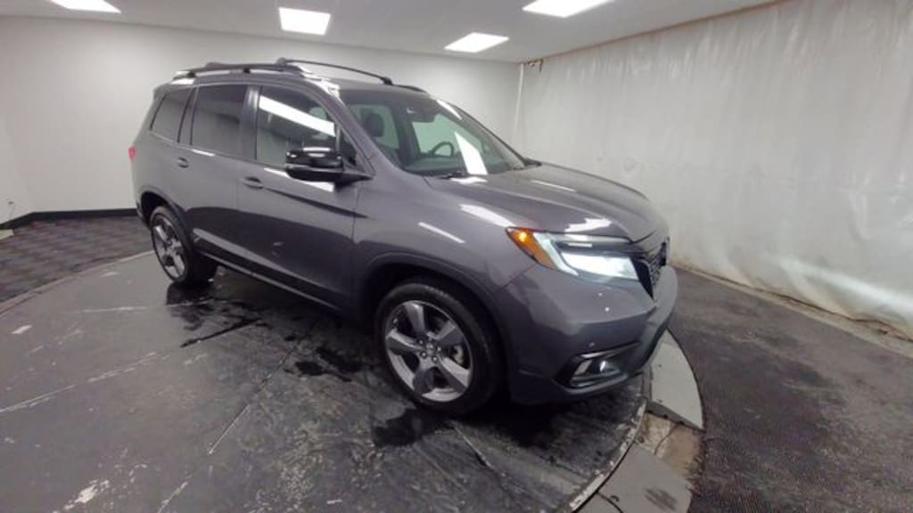 Used 2019 Honda Passport Touring AWD SUV