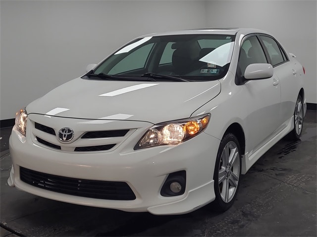 2013 Toyota Corolla L's photo