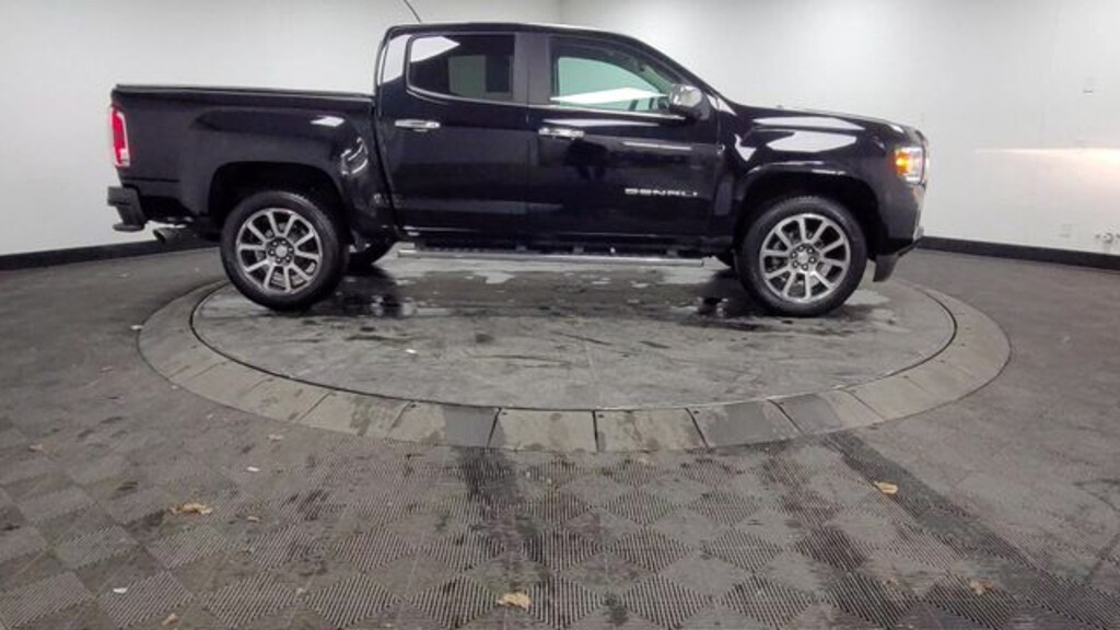 Used 2022 GMC Canyon Denali Truck Crew Cab