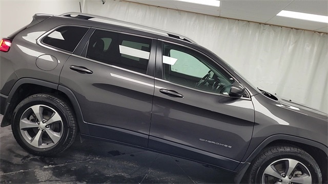 Used 2021 Jeep Cherokee Limited with VIN 1C4PJMDX3MD147972 for sale in State College, PA