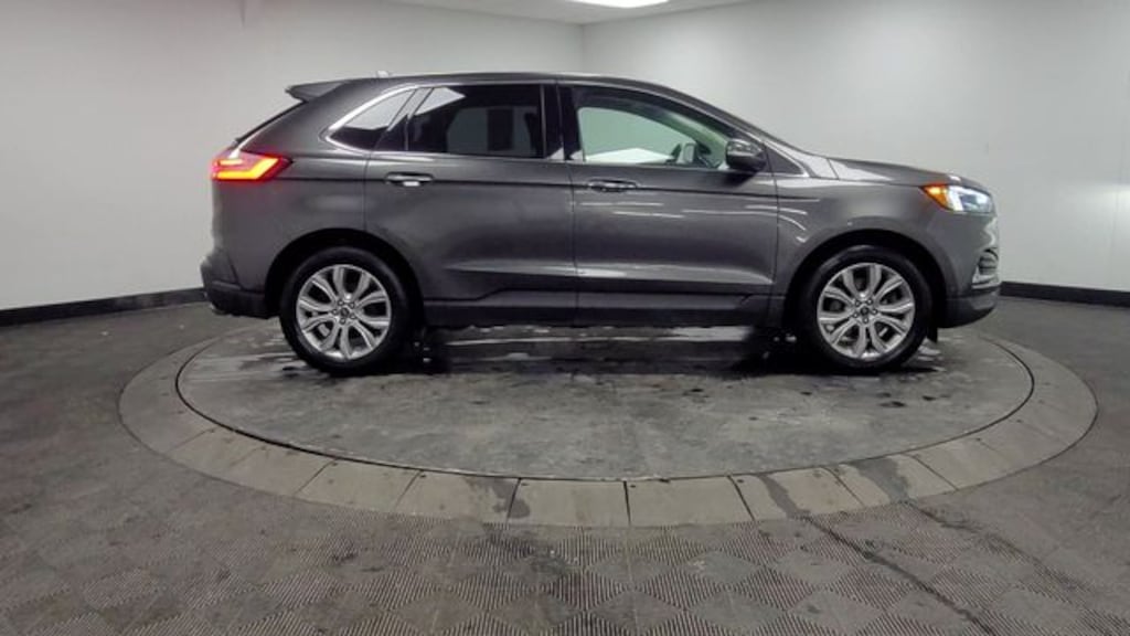 Used 2019 Ford Edge Titanium SUV