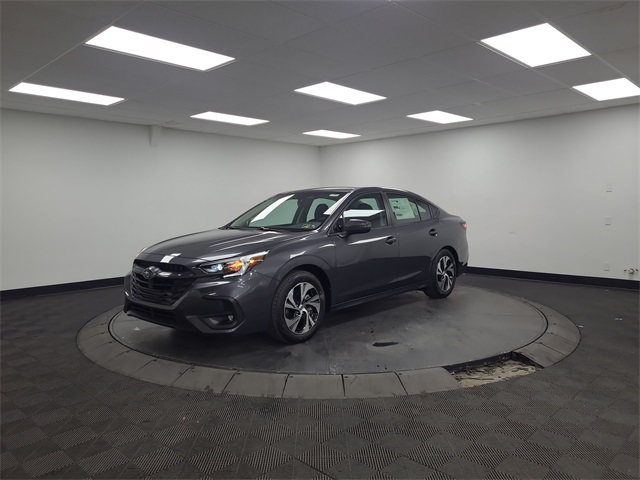 2025 Subaru Legacy Premium's photo