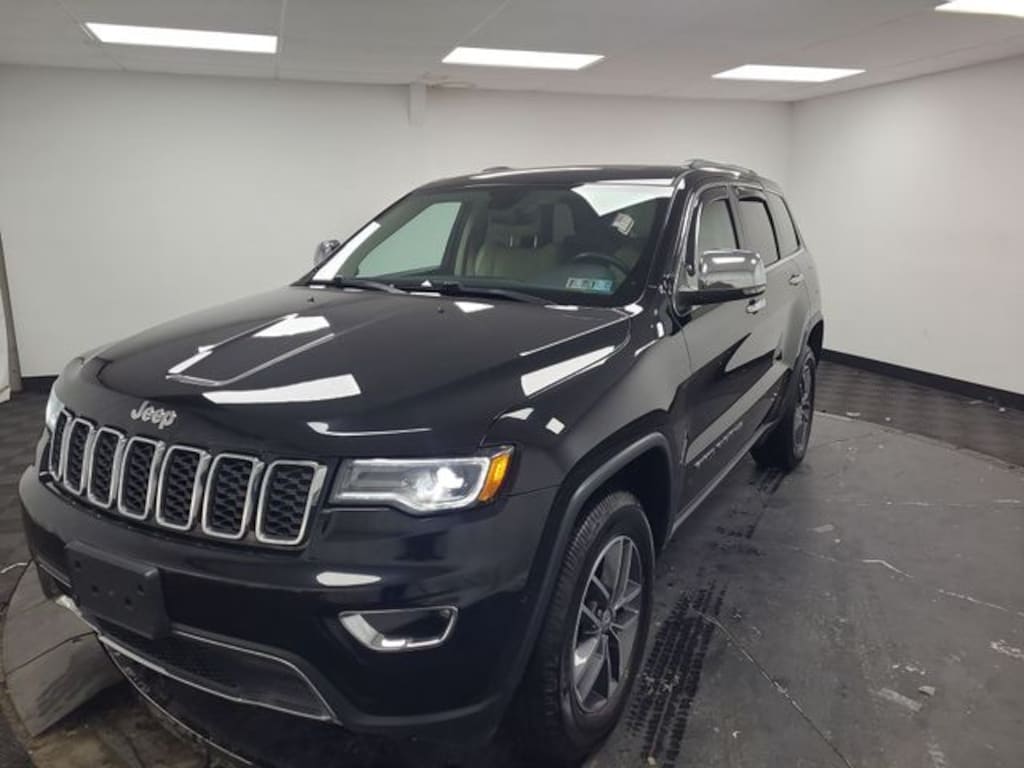 Used 2018 Jeep Grand Cherokee Limited 4x4 SUV