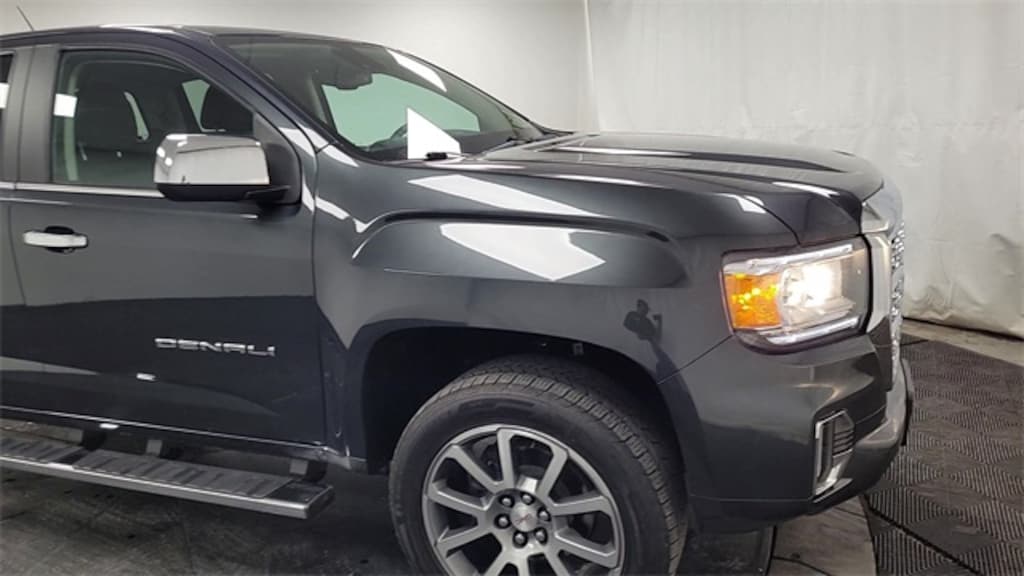 Used 2022 GMC Canyon Denali Truck Crew Cab