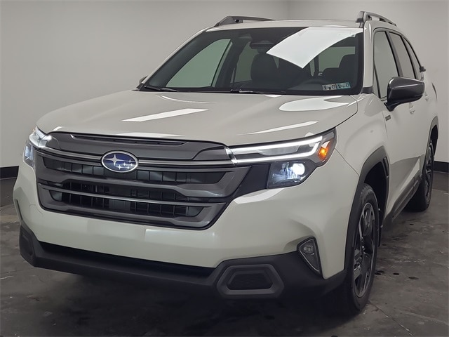 2025 Subaru Forester Limited's photo