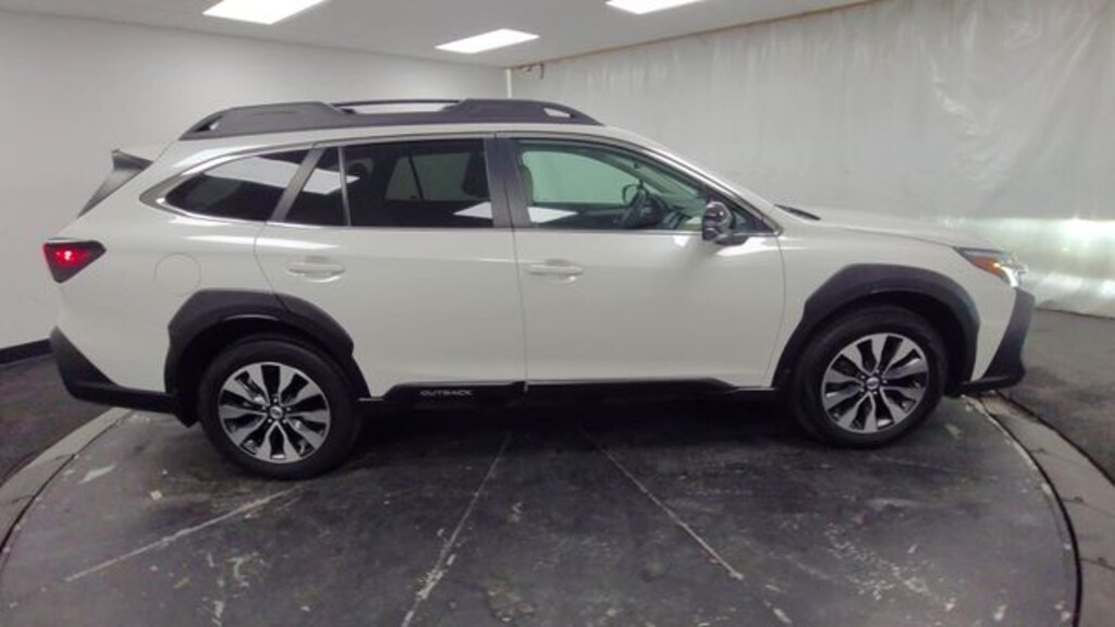 Used 2024 Subaru Outback Limited SUV