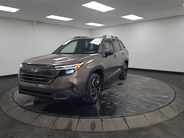 2025 Subaru Forester Limited's photo