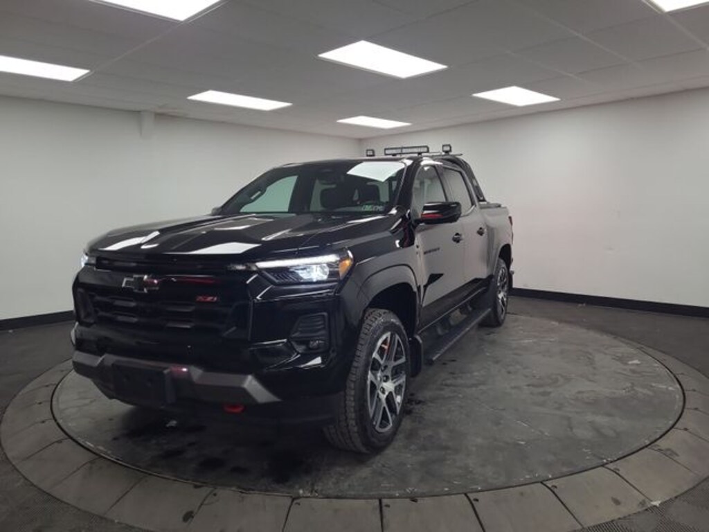 Used 2024 Chevrolet Colorado Z71 Truck Crew Cab