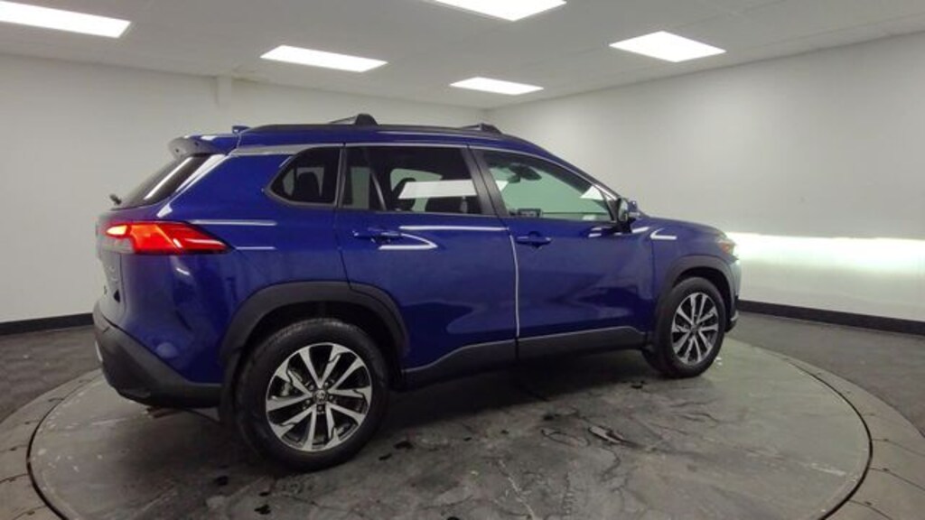 Used 2022 Toyota Corolla Cross XLE SUV