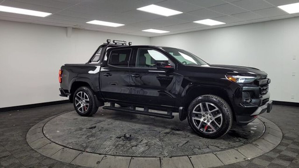Used 2024 Chevrolet Colorado Z71 Truck Crew Cab
