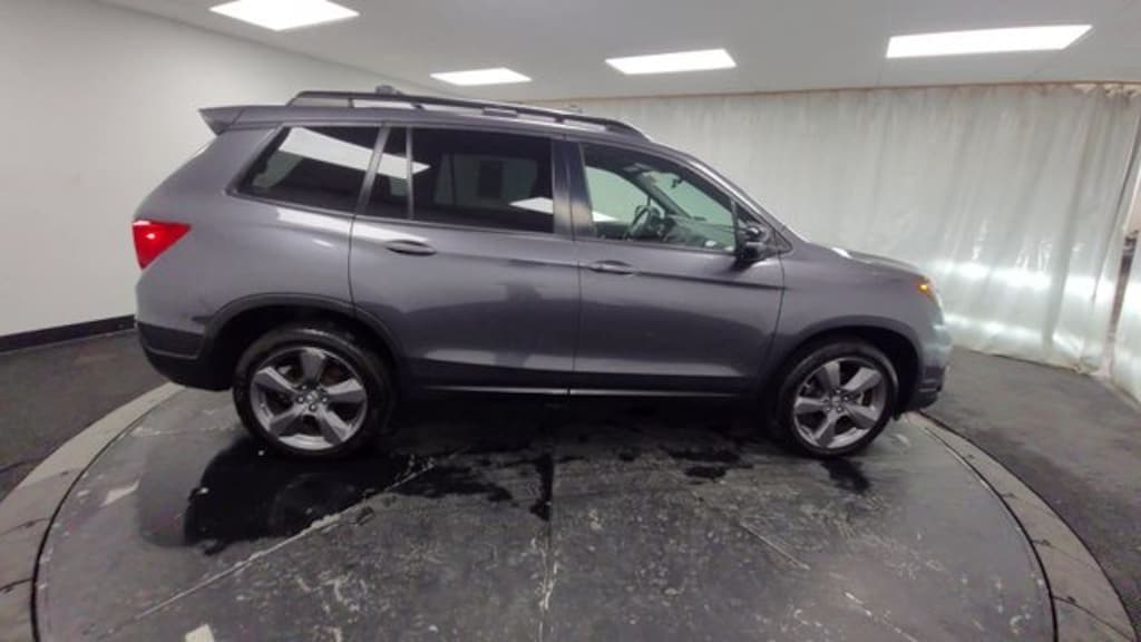 Used 2019 Honda Passport Touring AWD SUV