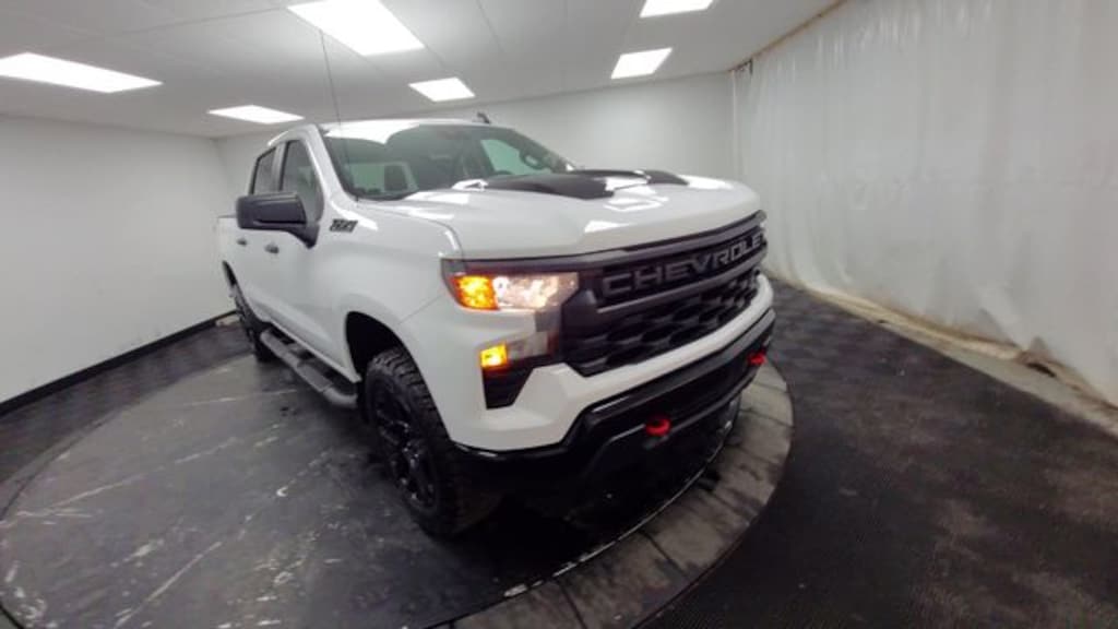 Used 2023 Chevrolet Silverado 1500 Custom Trail Boss Truck Crew Cab