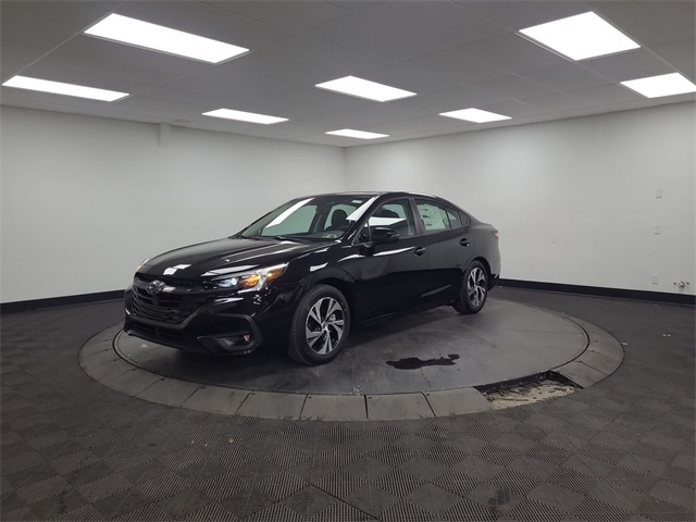 2025 Subaru Legacy Premium's photo