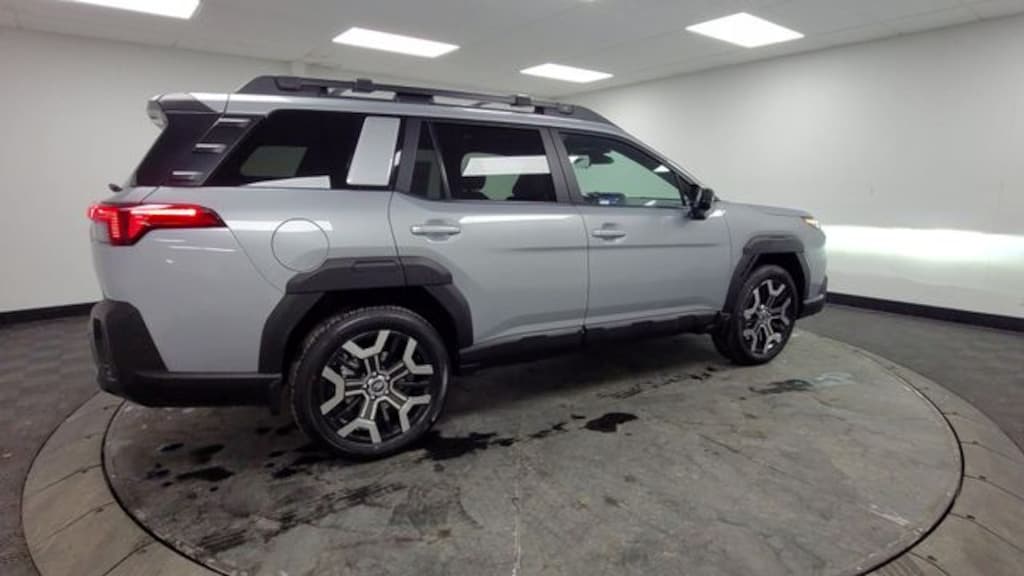 New 2026 Subaru Outback Touring XT SUV