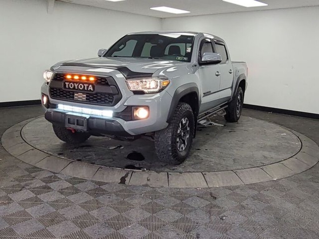 Used 2019 Toyota Tacoma Truck Double Cab