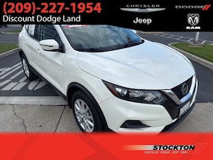 2022 Nissan Rogue Sport SV SUV