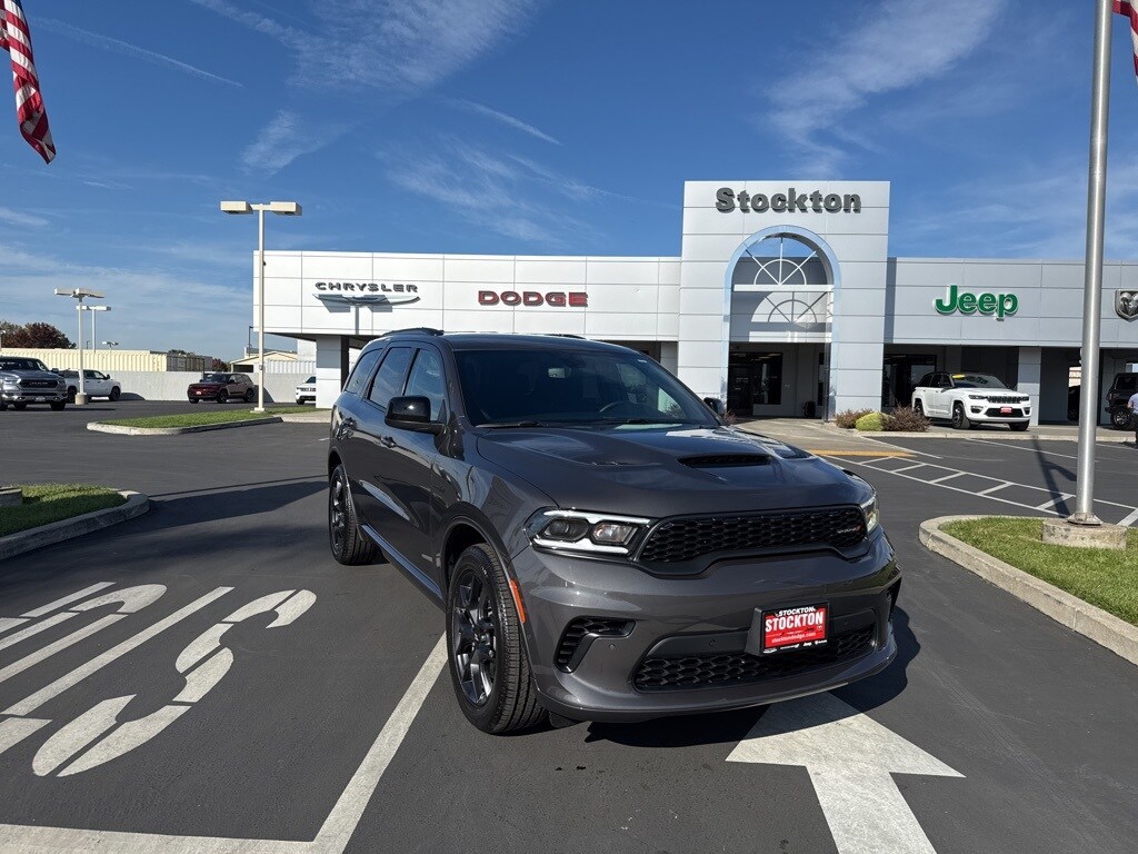 2026 Dodge Durango GT photo 2