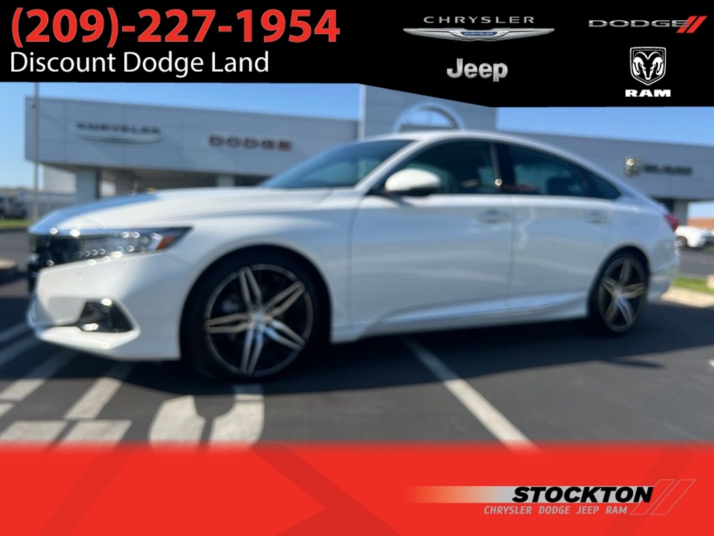 2022 Honda Accord Hybrid Touring's photo