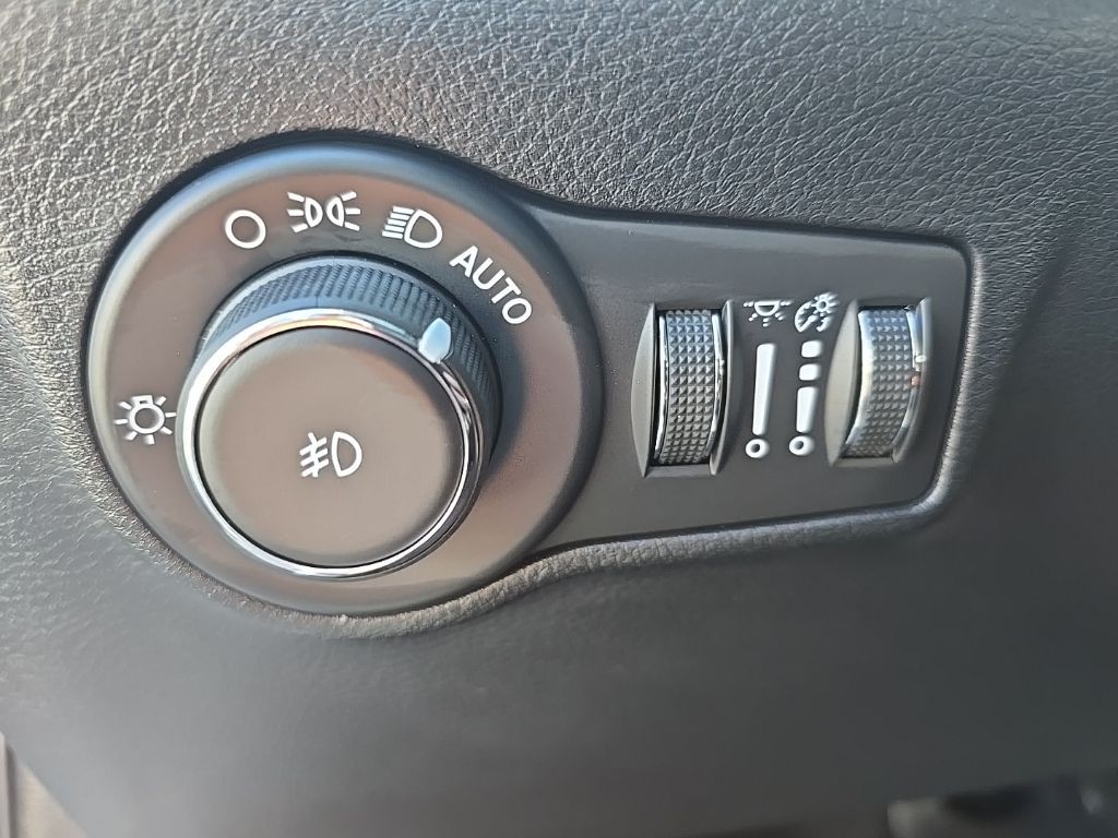 2026 Jeep Compass Trailhawk - Photo 28