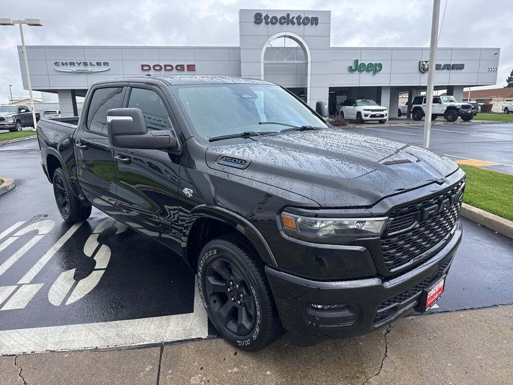 New 2026 Ram 1500 BIG HORN CREW CAB 4X4 5'7 BOX Pickup