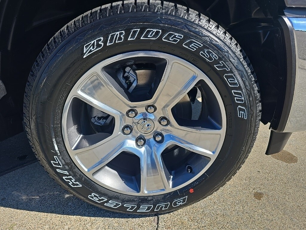 2026 Ram 1500 Tradesman photo 4